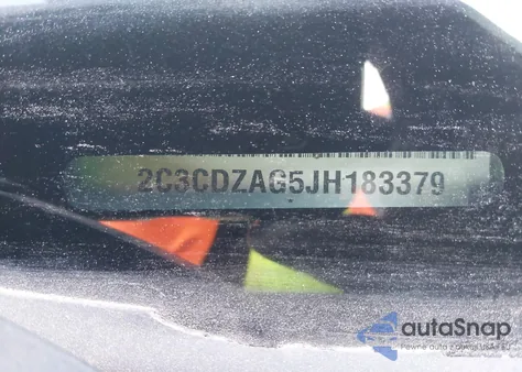 2018 Dodge Challenger Sxt Plus z USA, uszkodzony, nr VIN 2C3CDZAG5JH183379